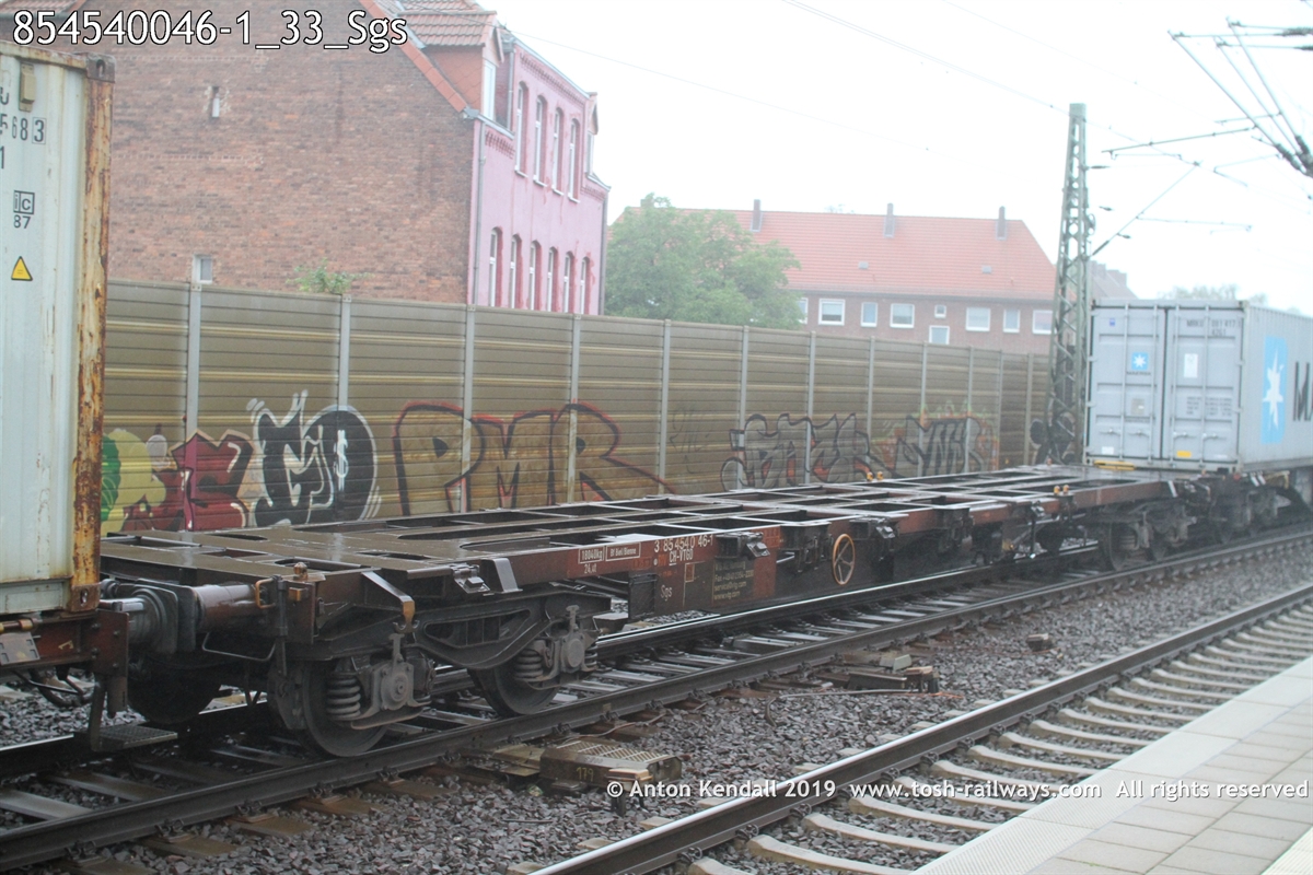 854540046-1_33_Sgs.JPG